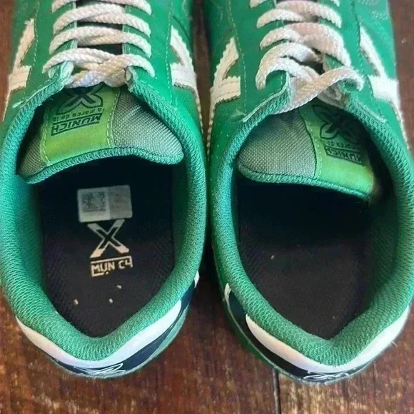Munich | G3 Kid Profit 160 Indoor Soccer Shoes, Green - Picture 7 of 9